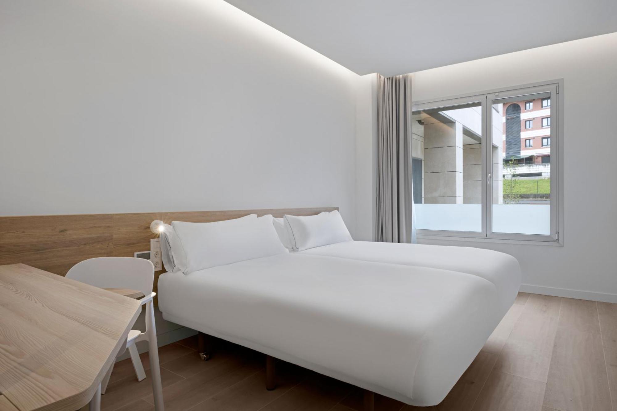 B&B Hotel Castro Urdiales Exterior photo